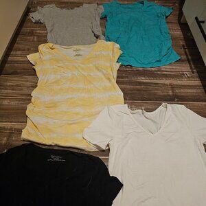 5 pack of maternity shirts size small